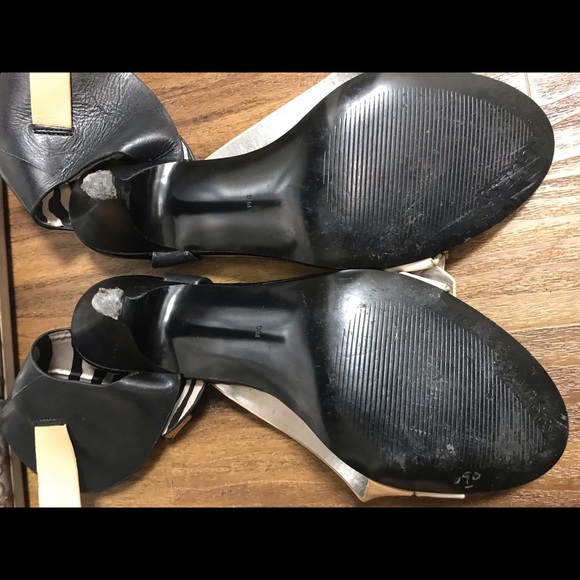 Guess Sandals - Picture 6 of 6